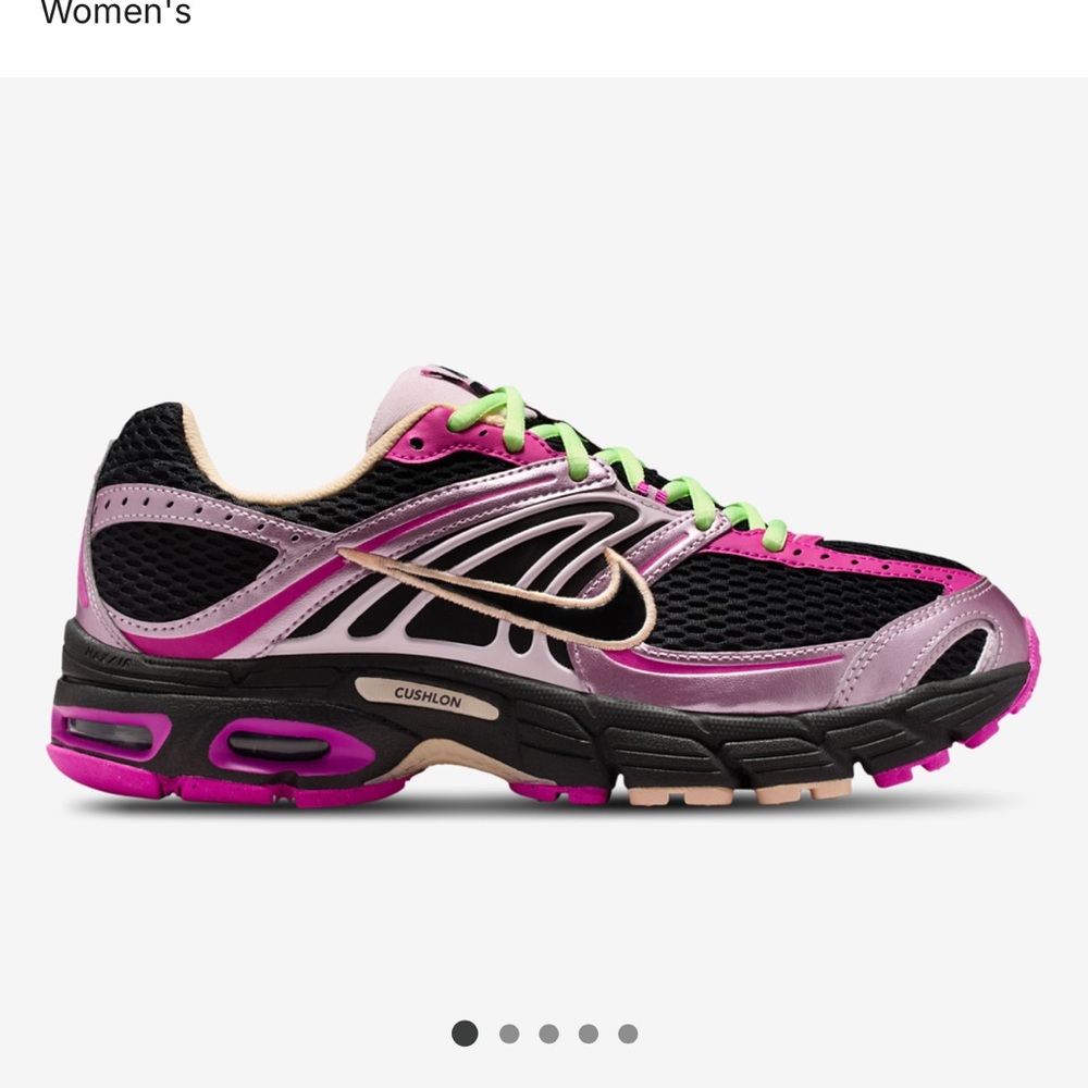 NIKE AIR MAX MOTO 2K (Size 7)